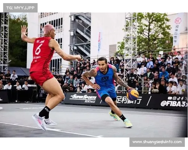 麦纳麦总决赛现场氛围热烈，东道主西法队获得主场球迷鼎力支持